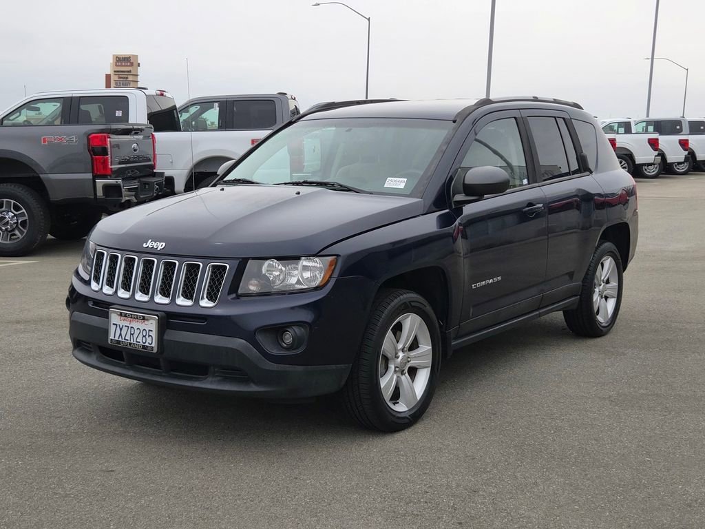 Used 2016 Jeep Compass Sport w/ Power Value Group FWD image 3