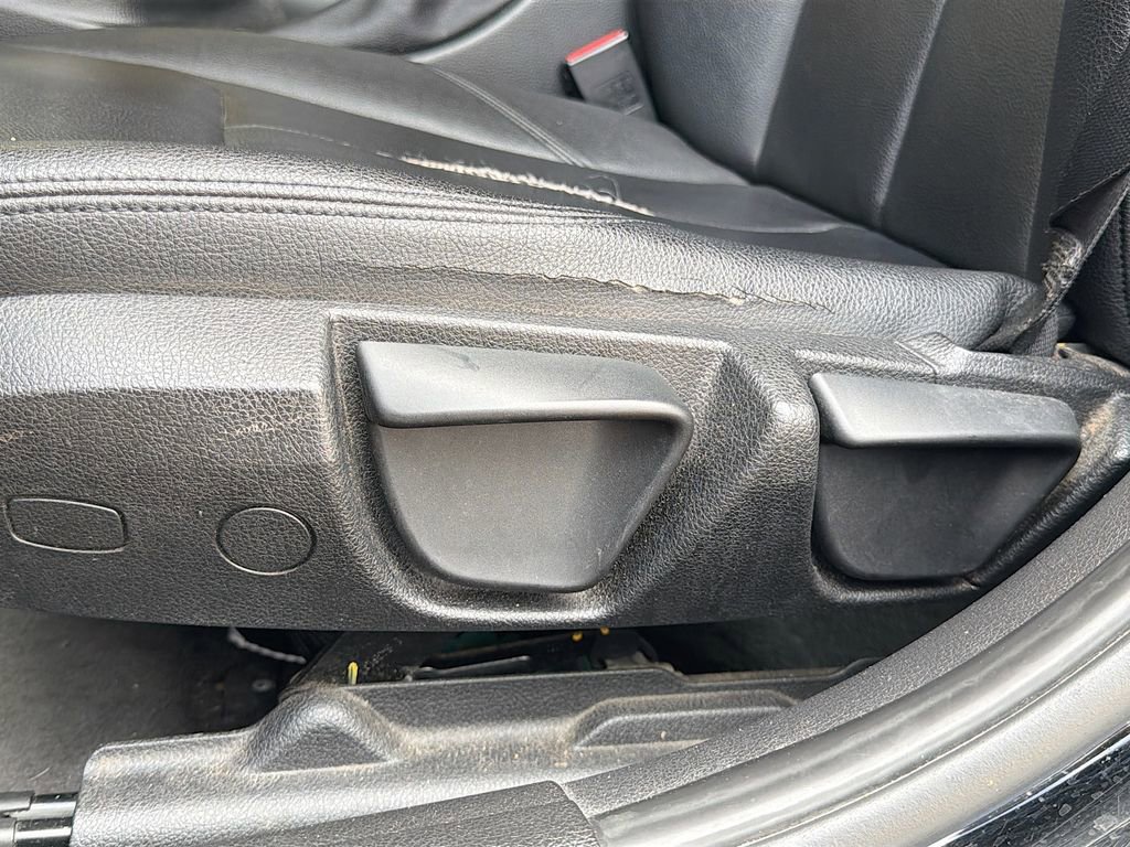 Used 2014 BMW 320i xDrive Sedan image 24