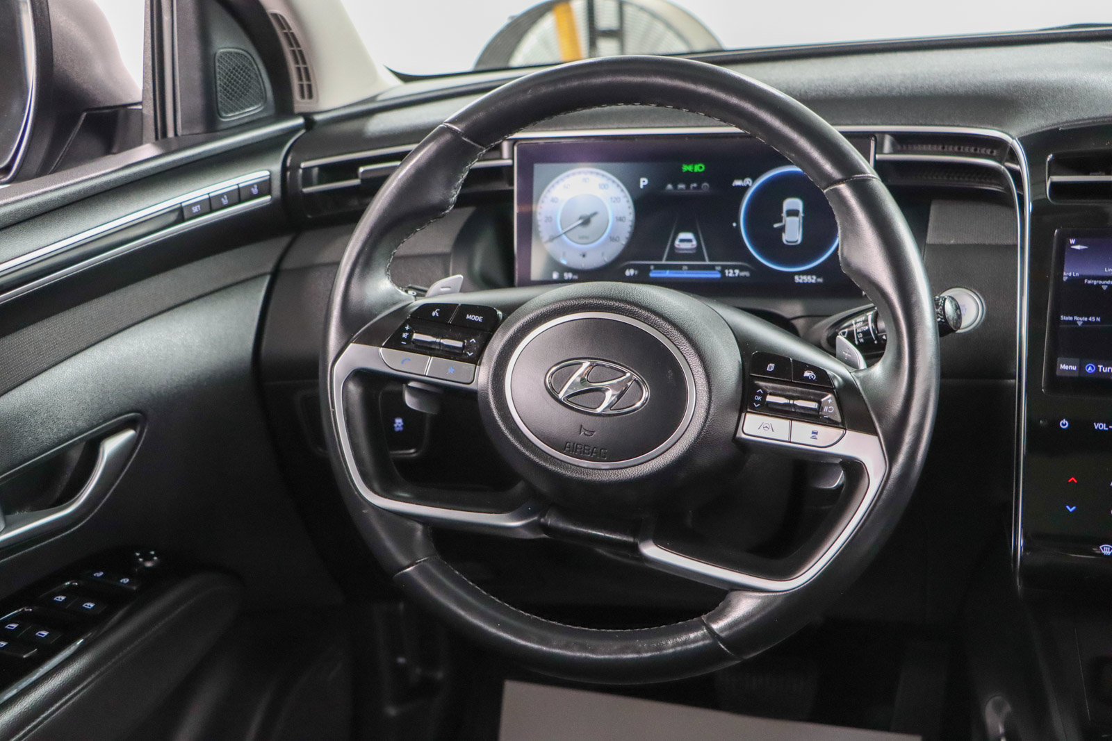 Used 2022 Hyundai Tucson Limited FWD image 12