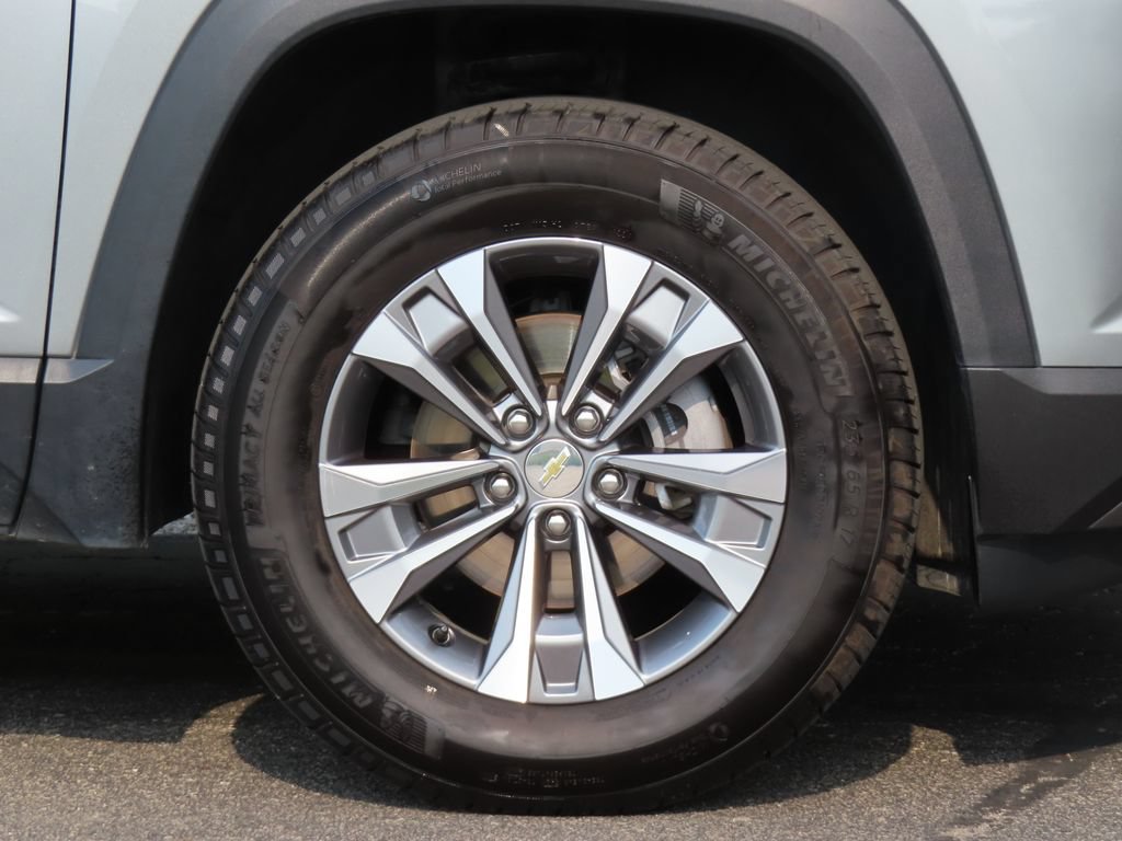 Certified 2025 Chevrolet Equinox LT w/ Convenience Package II AWD/4WD image 13