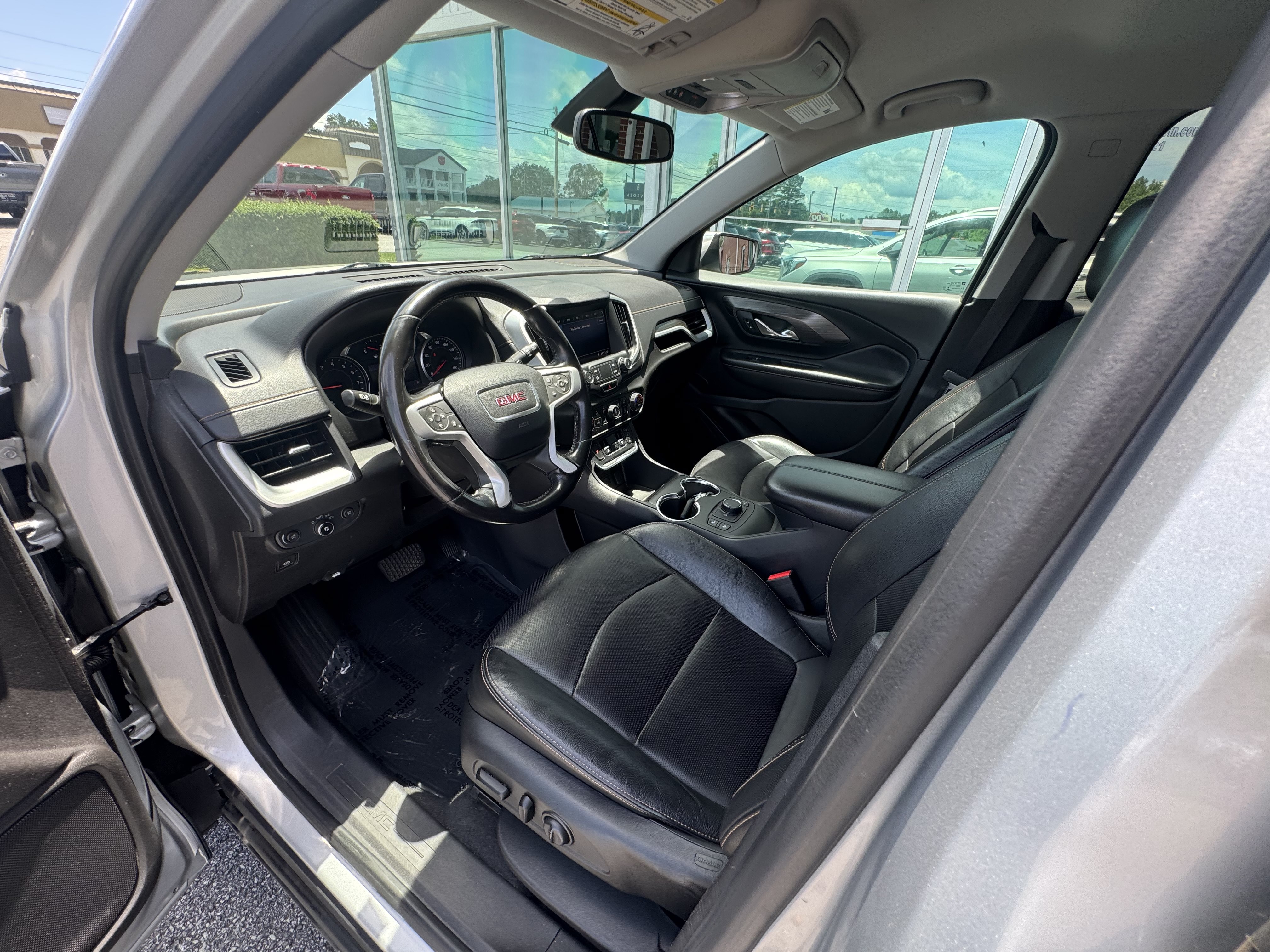 Used 2019 GMC Terrain SLT w/ Preferred Package FWD image 7