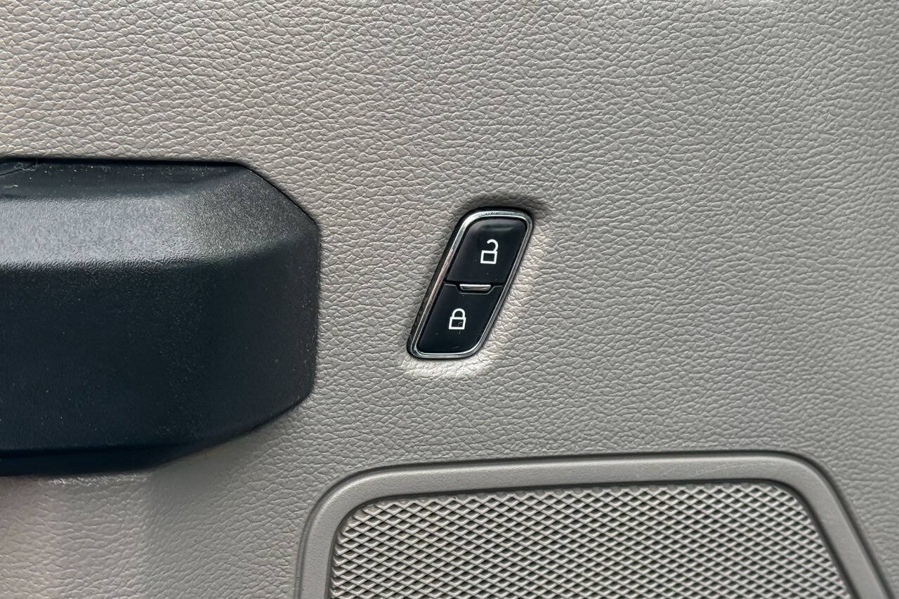 Used 2019 Ford F250 XL w/ XL Value Package AWD/4WD image 25