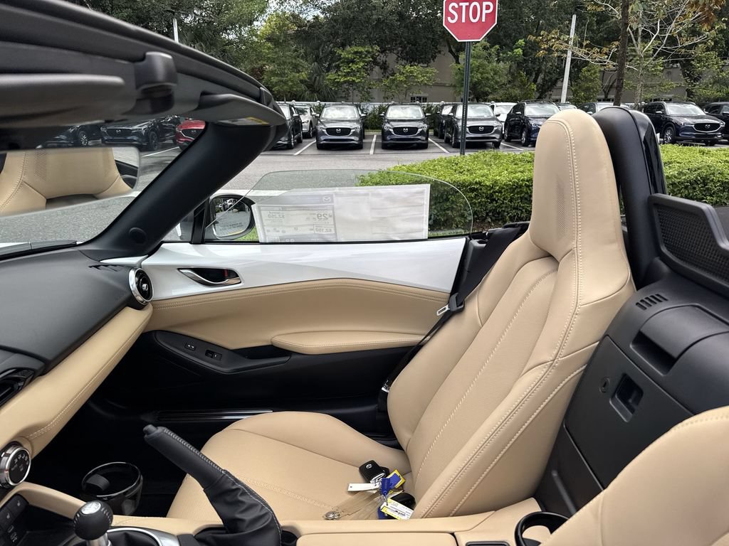 New 2026 MAZDA MX-5 Miata Grand Touring RWD image 19
