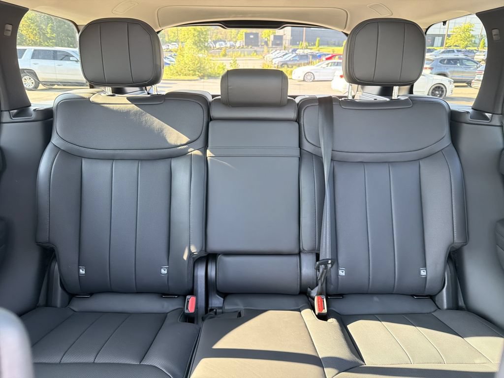 Used 2025 Land Rover Range Rover SE AWD/4WD image 27