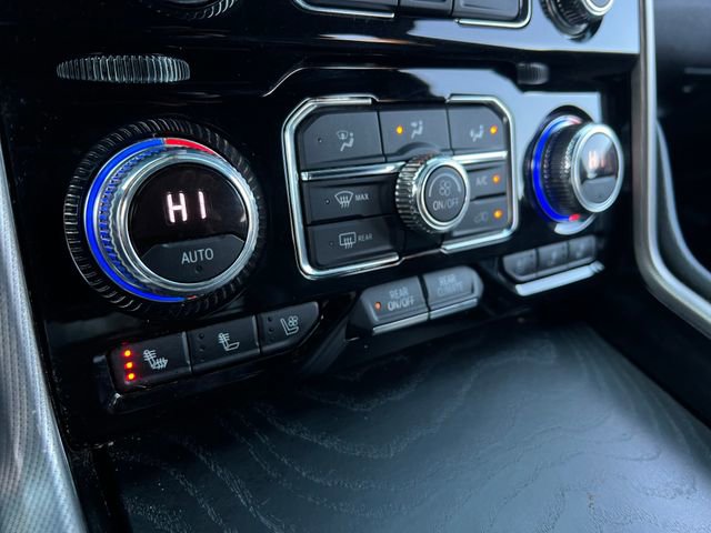 Used 2021 GMC Yukon Denali w/ Denali Premium Package image 31