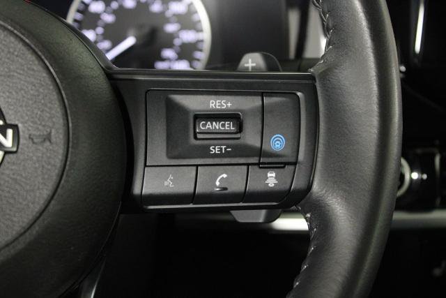Certified 2024 Nissan Pathfinder SV w/ Black Appearance Package FWD image 28