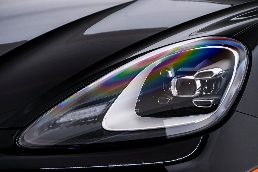 Certified 2022 Porsche Cayenne image 7