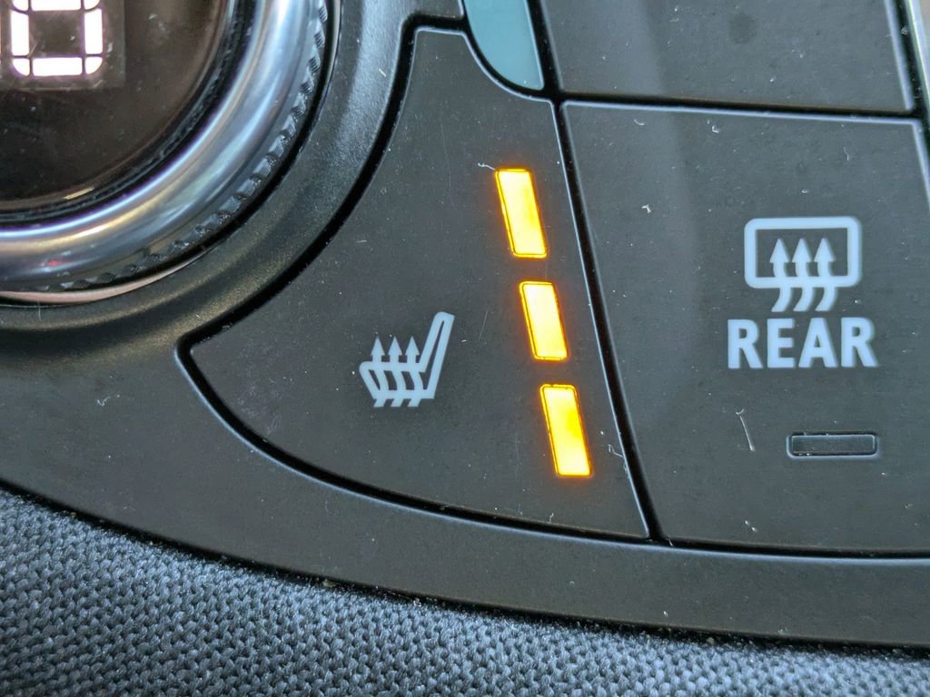 Used 2024 Chevrolet Malibu LT image 22