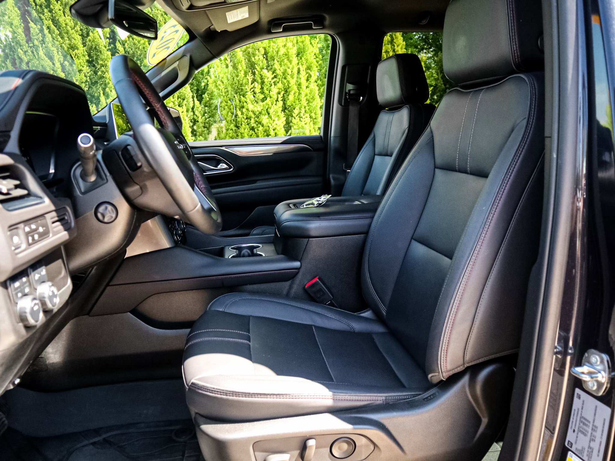 Used 2023 Chevrolet Tahoe RST w/ Luxury Package image 17