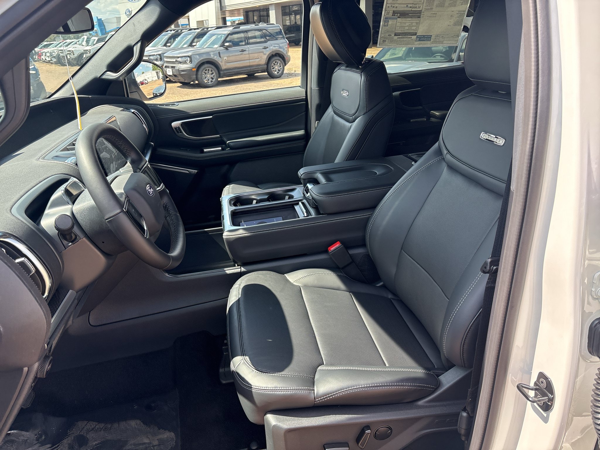 New 2027 Ford Expedition Platinum w/ Stealth Appearance Package AWD/4WD image 20