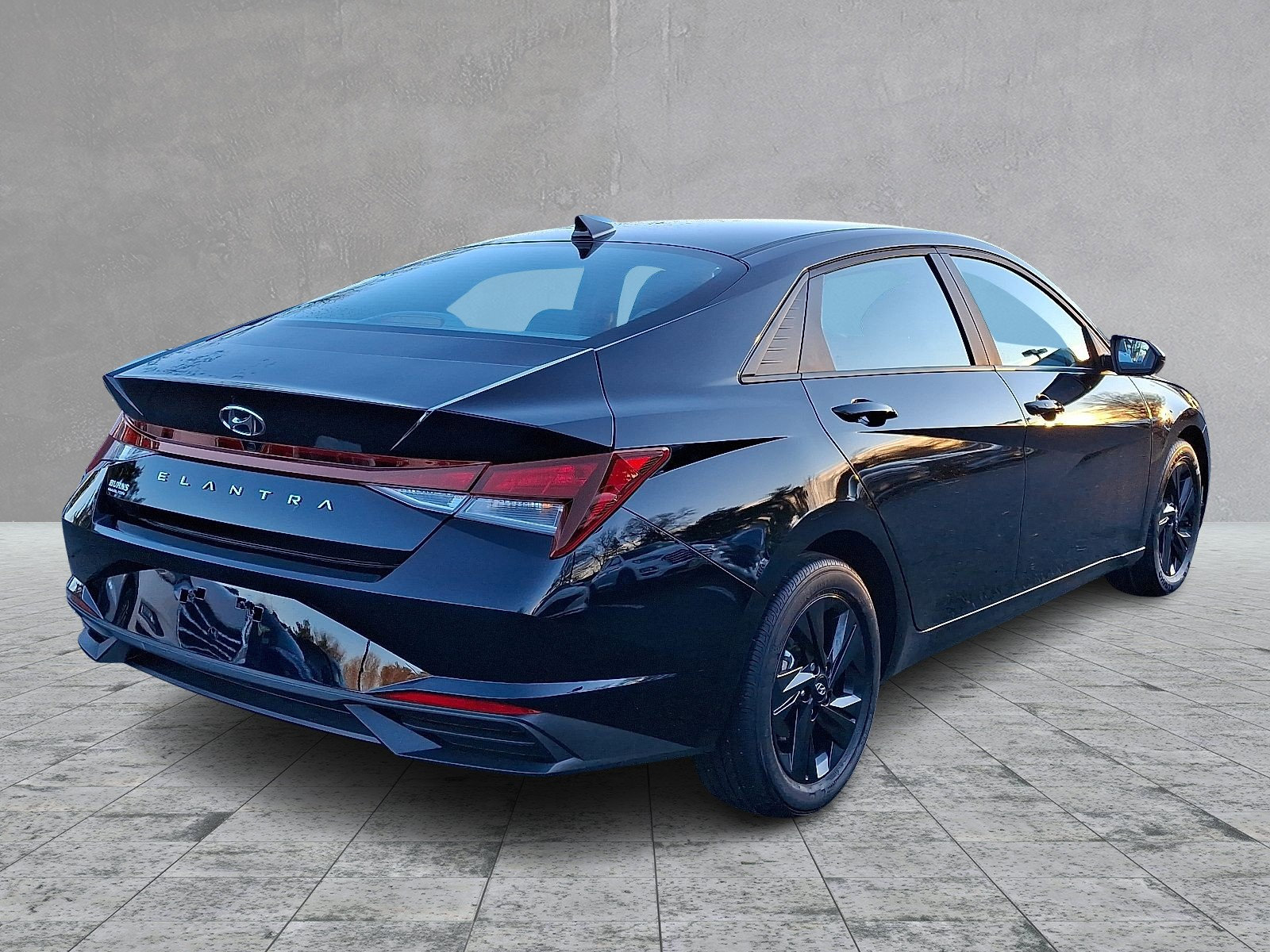 Certified 2023 Hyundai Elantra SEL image 11