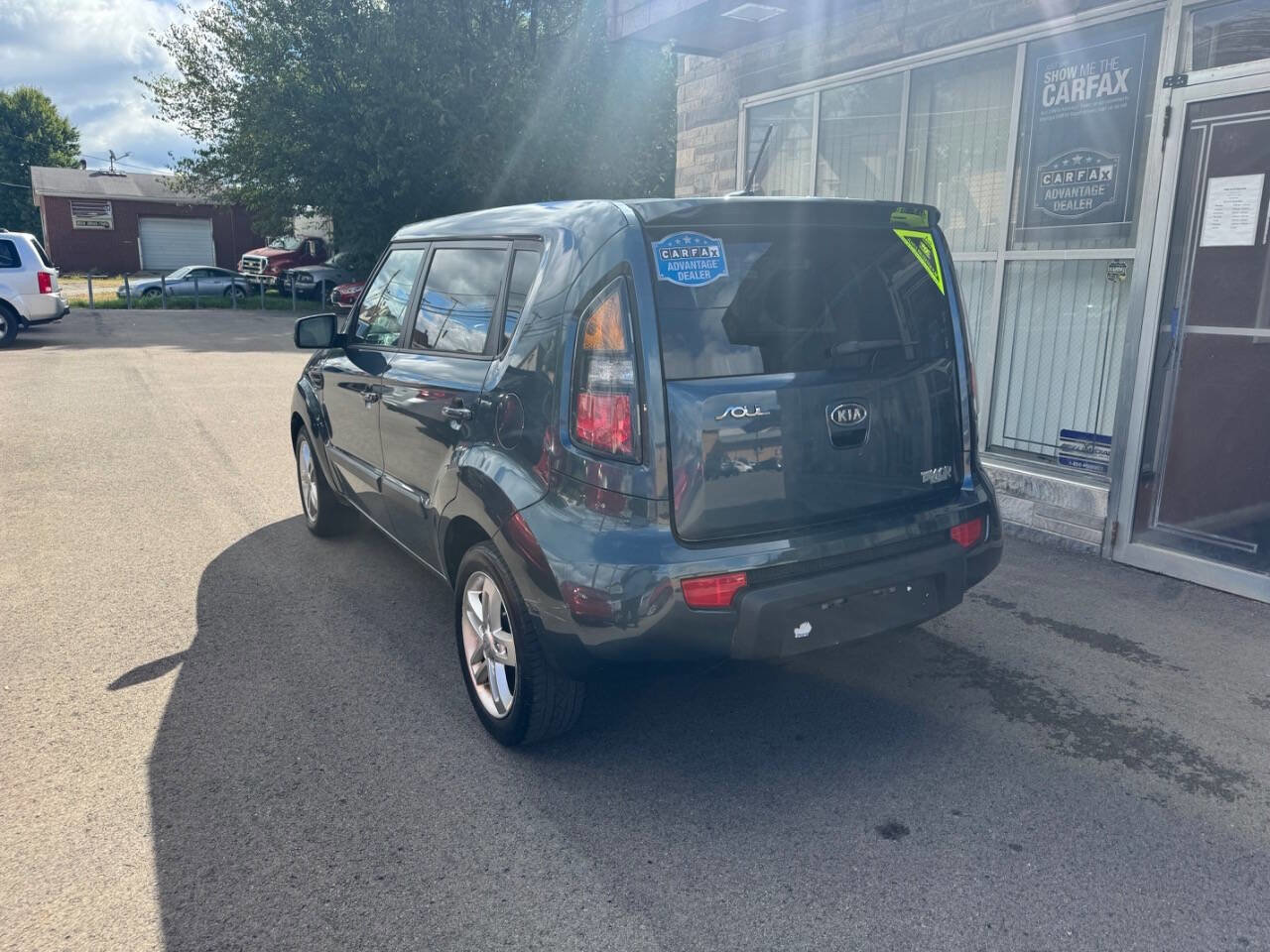 Used 2011 Kia Soul + image 3