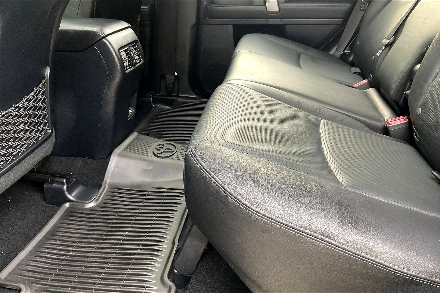 Used 2022 Toyota 4Runner Limited image 17