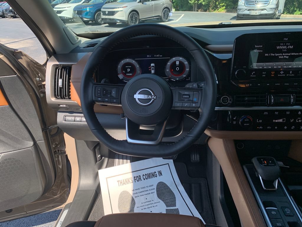 Certified 2024 Nissan Pathfinder Platinum w/ Cargo Package FWD image 13
