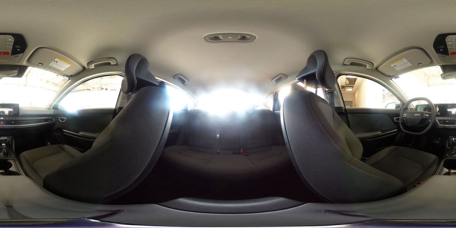 Used 2025 Kia K4 LXS image 41