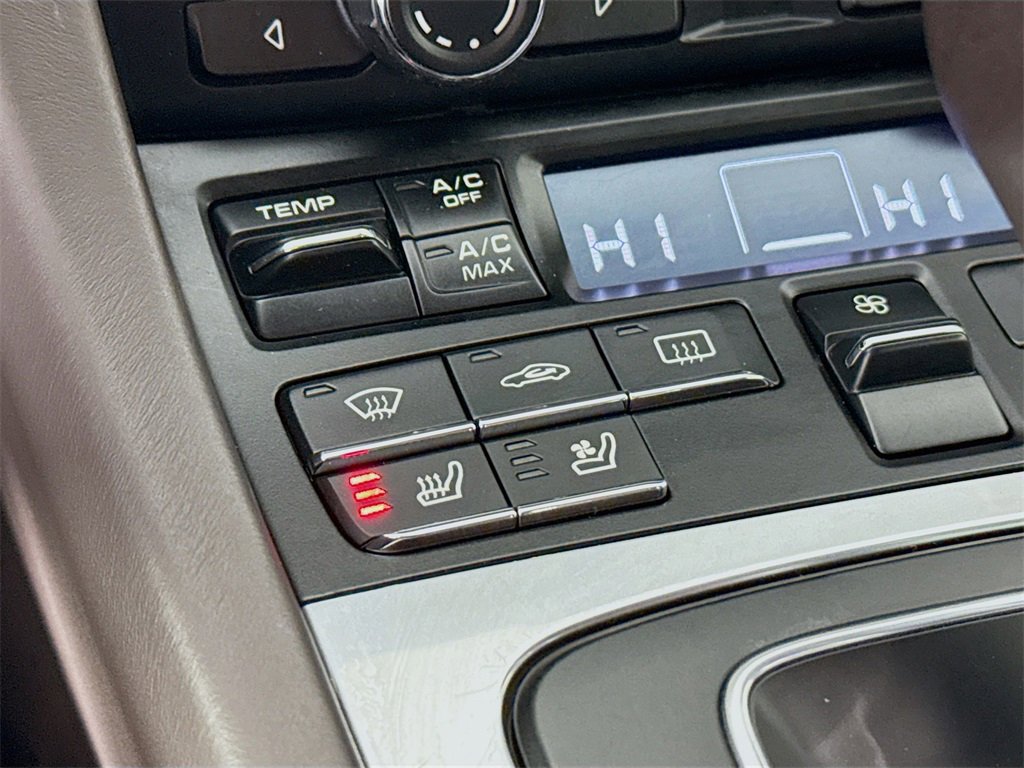 Used 2014 Porsche 911 Carrera 4S image 21