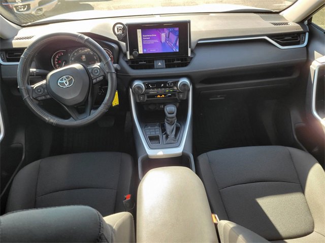Used 2024 Toyota RAV4 LE image 10