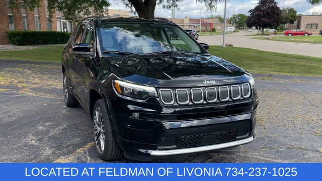 Used 2022 Jeep Compass Limited w/ Elite Group image 2