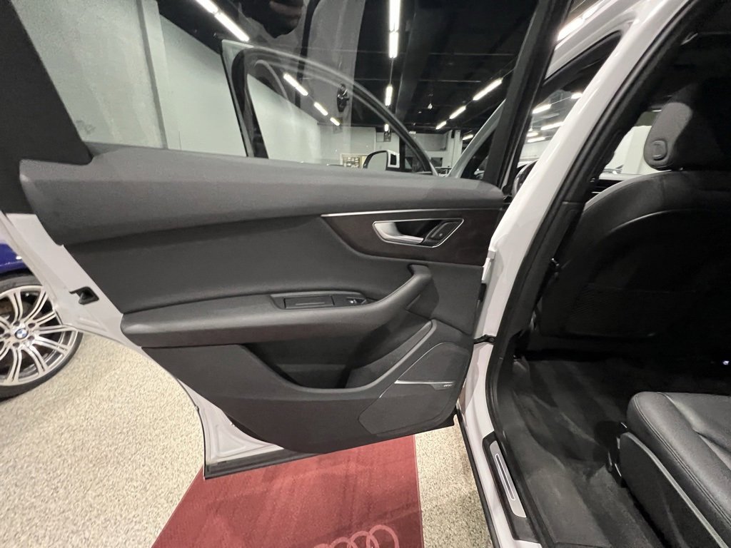Used 2020 Audi Q7 3.0T Premium Plus w/ Premium Plus Package image 21