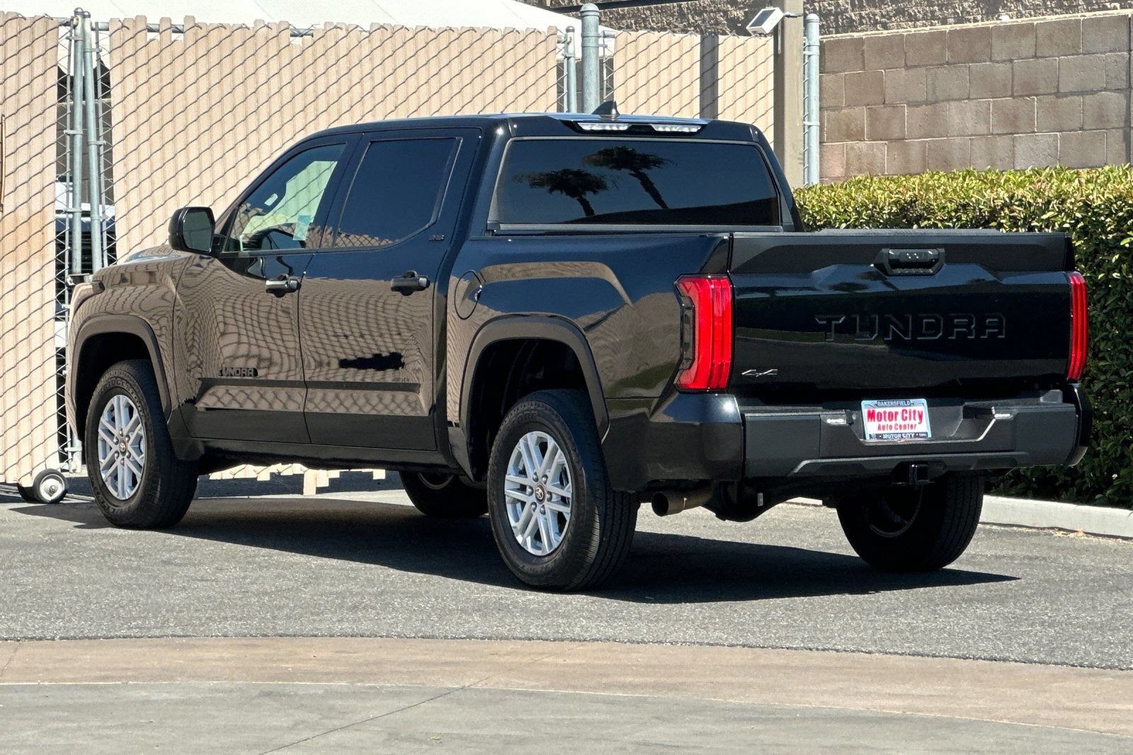 Used 2025 Toyota Tundra SR5 AWD/4WD image 6