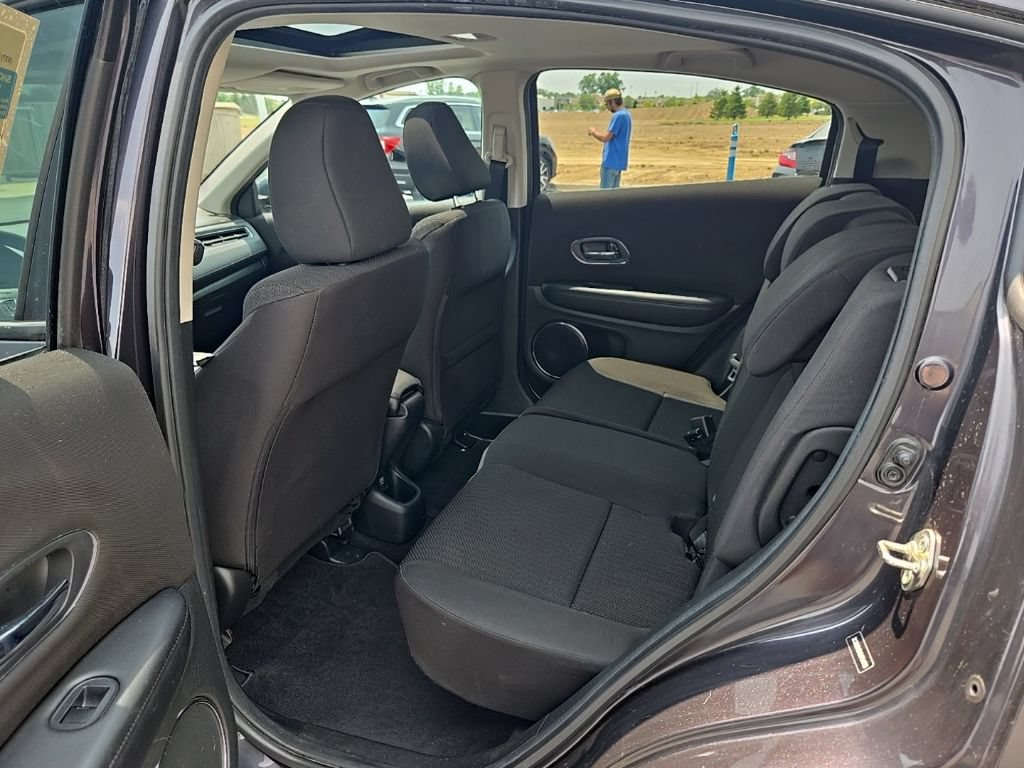 Used 2016 Honda HR-V EX image 33