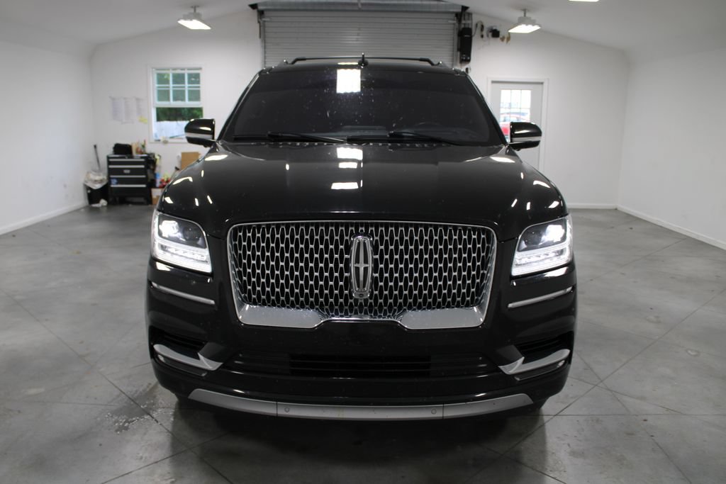 Used 2020 Lincoln Navigator L Reserve w/ Luxury Package AWD/4WD image 3