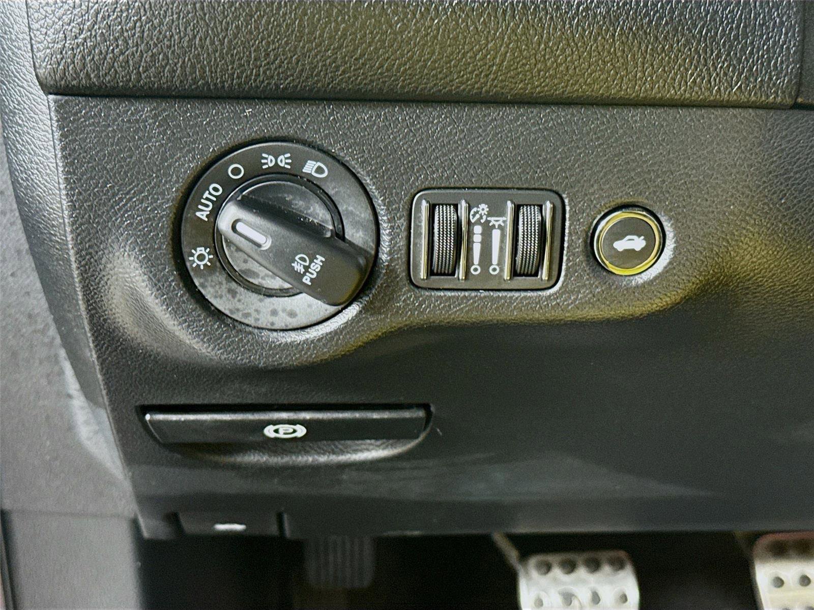 Used 2021 Dodge Challenger R/T Scat Pack image 10