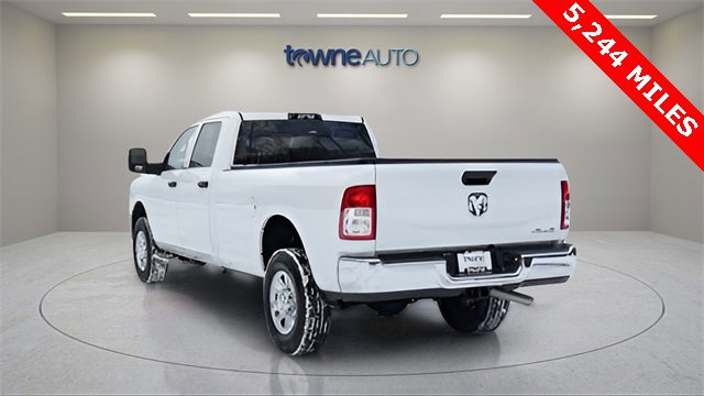 Used 2024 RAM 2500 Tradesman w/ Chrome Appearance Group image 3