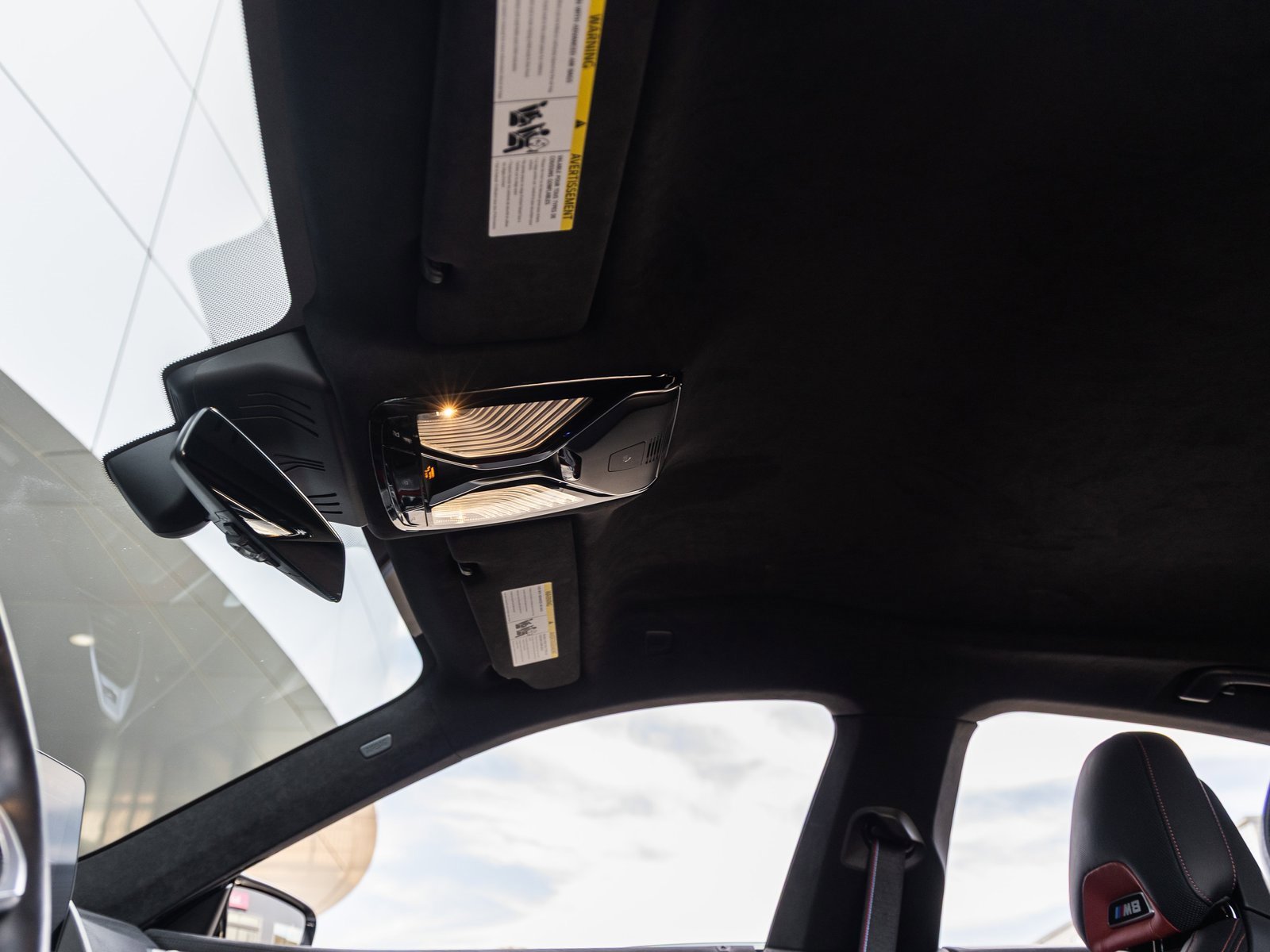 Used 2025 BMW M8 Competition image 22