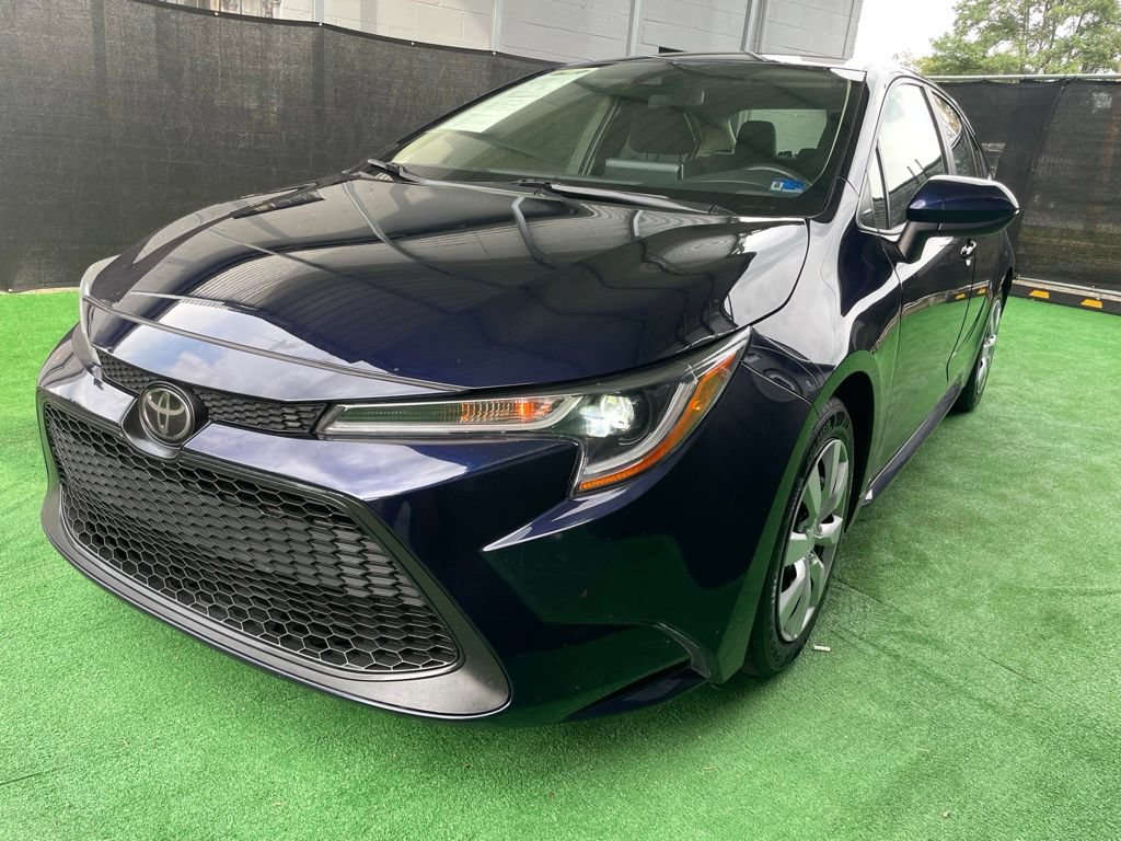 Used 2020 Toyota Corolla LE FWD image 9