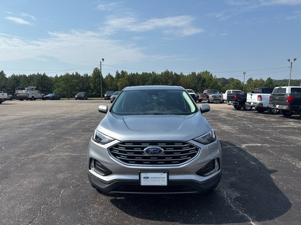 Used 2024 Ford Edge Titanium image 11