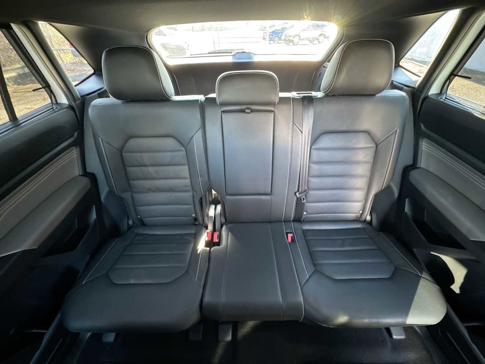 Used 2023 Volkswagen Atlas Cross Sport SEL Premium R-Line image 13