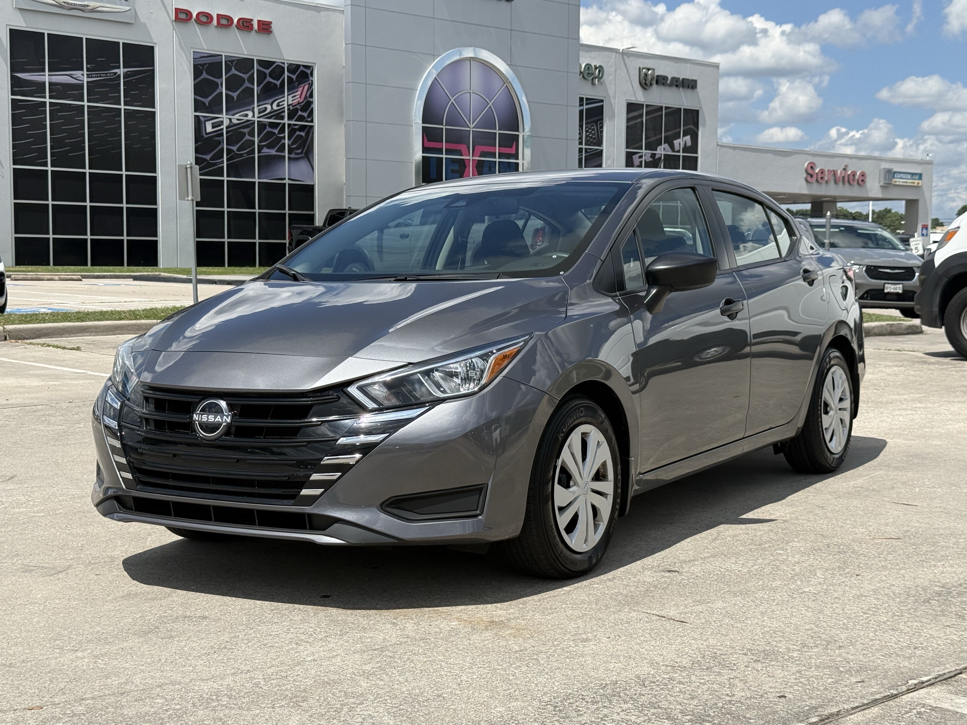 Used 2024 Nissan Versa S w/ Trunk Package FWD image 9