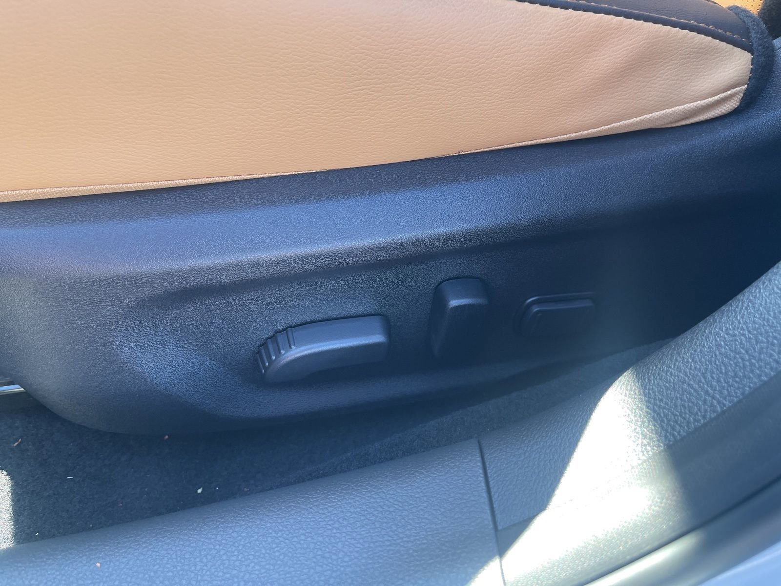 New 2025 Nissan Sentra SV w/ SV Premium Package image 15