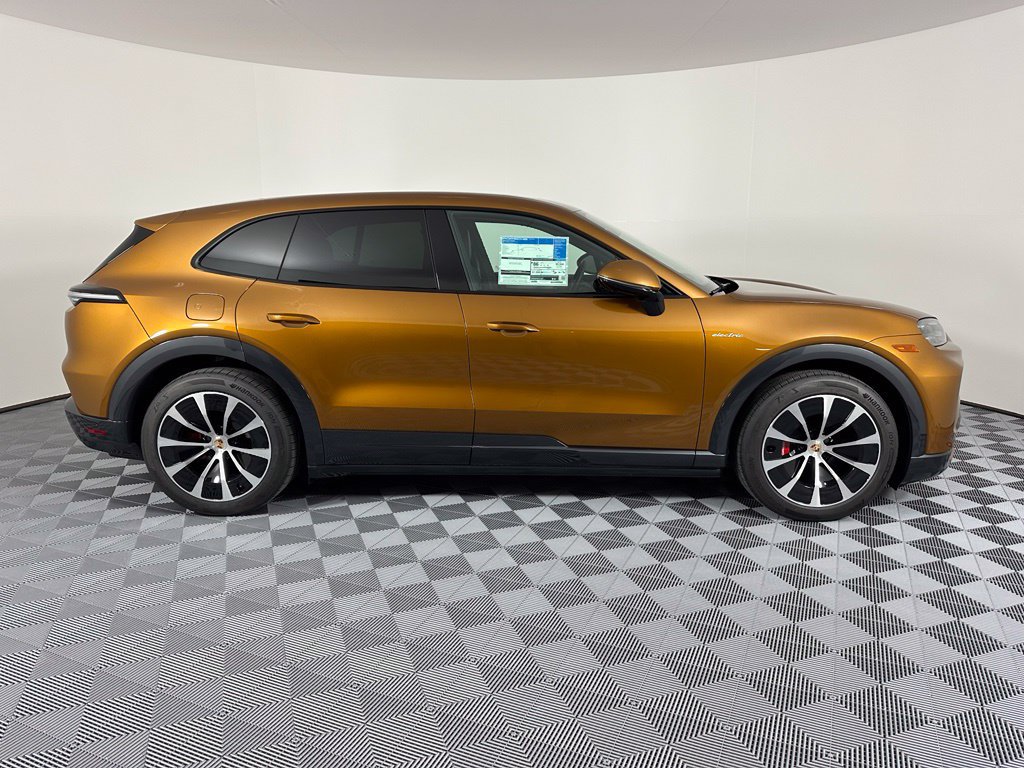 Used 2026 Porsche Cayenne S AWD/4WD image 11