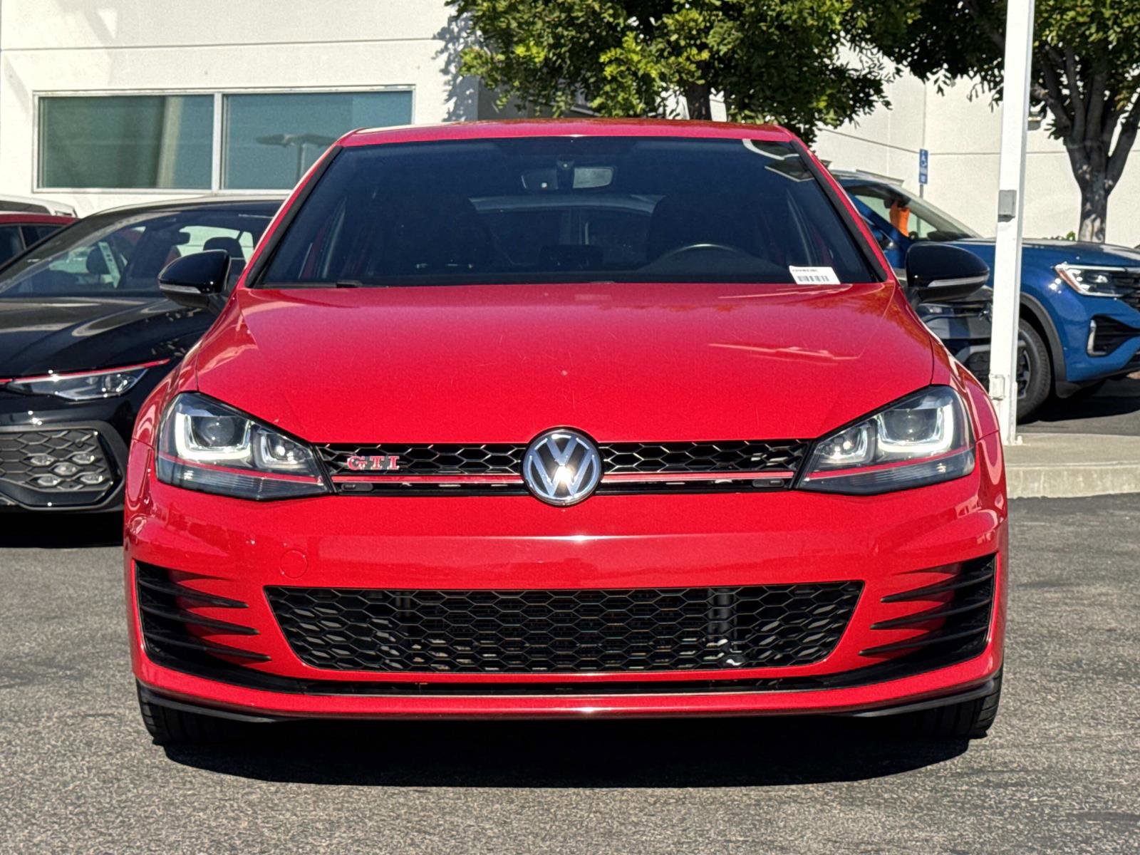 Used 2017 Volkswagen GTI Sport image 8