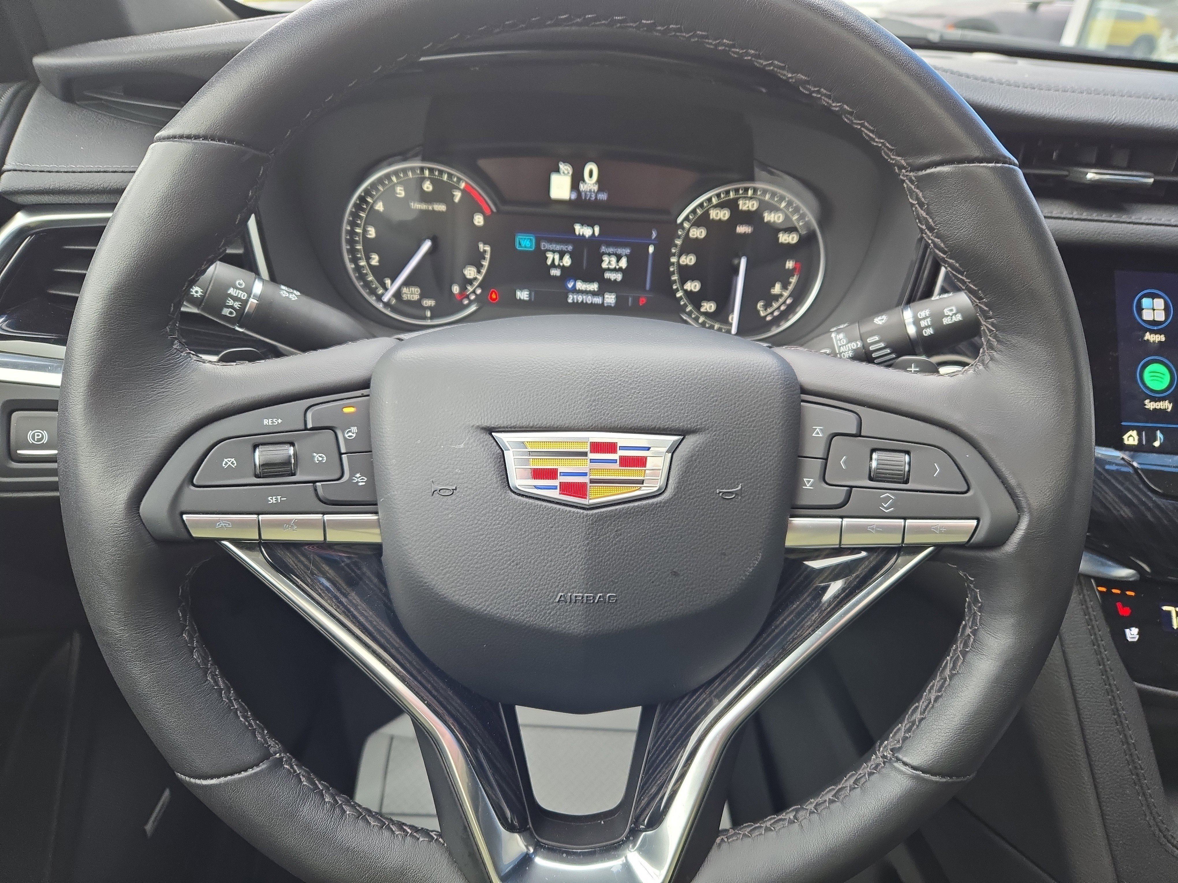 Certified 2024 Cadillac XT6 Premium Luxury image 14