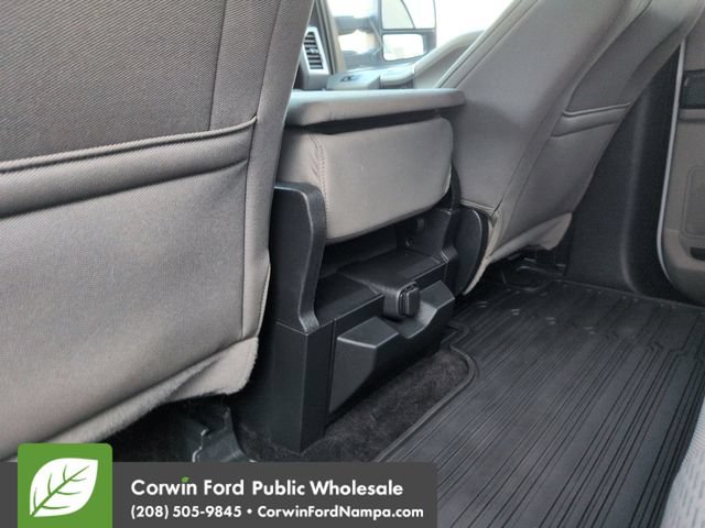 Used 2017 Ford F150 XLT w/ Equipment Group 302A Luxury AWD/4WD image 26