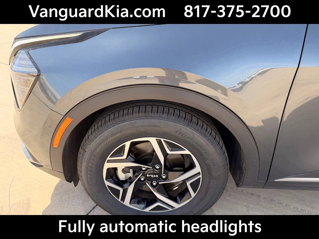 Certified 2024 Kia Sportage LX image 8