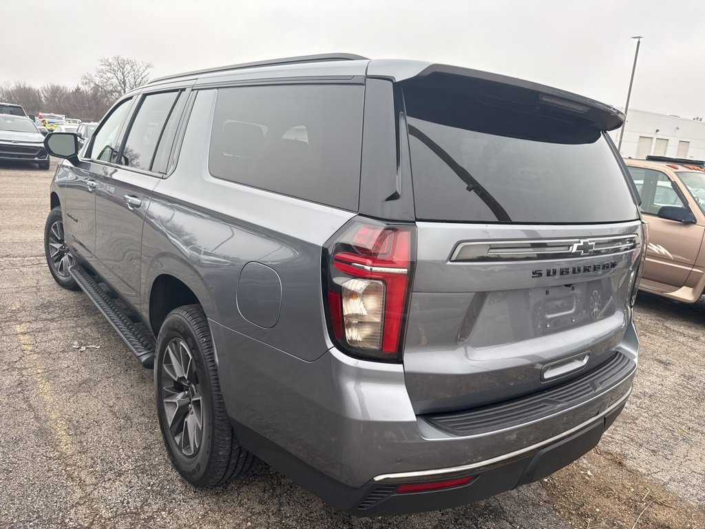 Used 2022 Chevrolet Suburban Z71 image 6