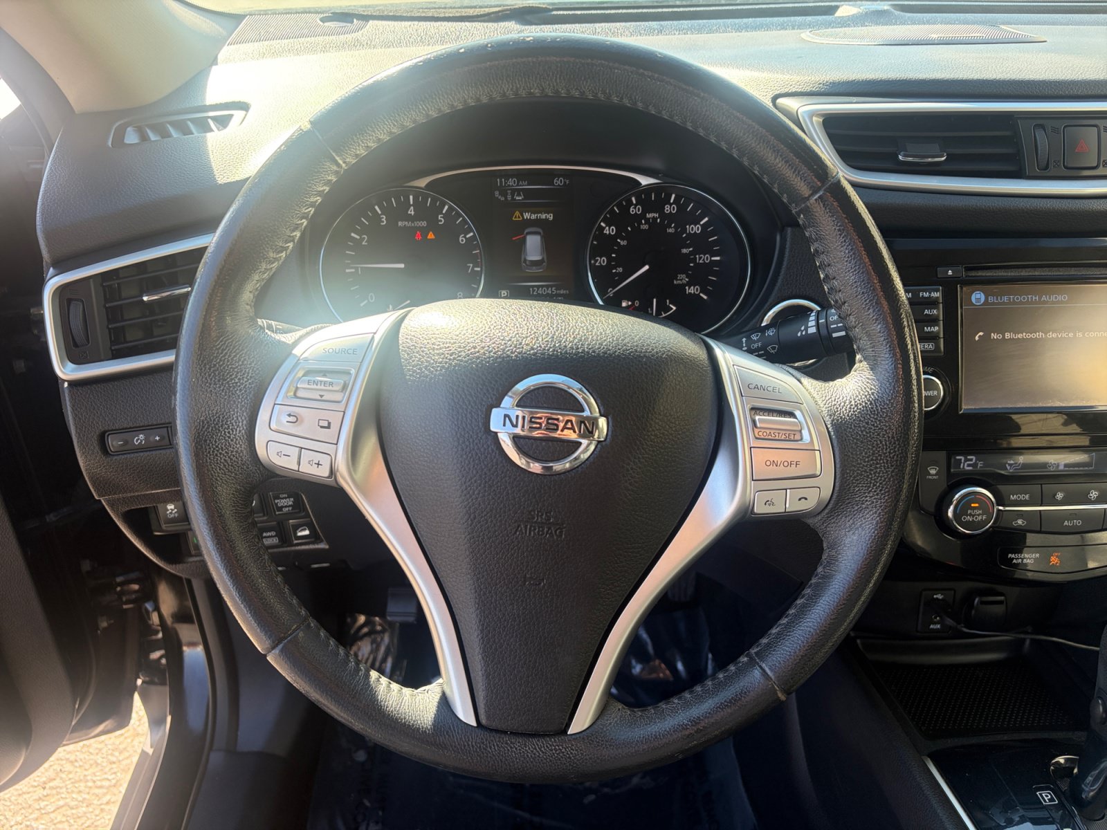 Used 2015 Nissan Rogue SL w/ SL Premium Package AWD/4WD image 9