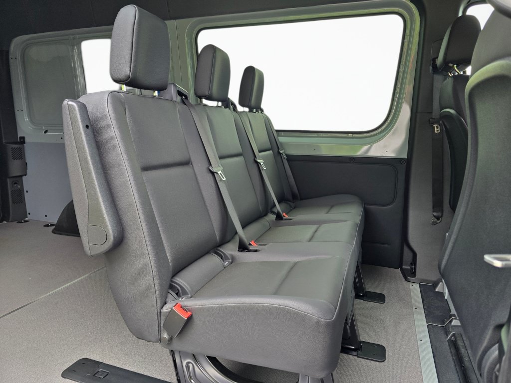 New 2026 Mercedes-Benz Sprinter 2500 image 24