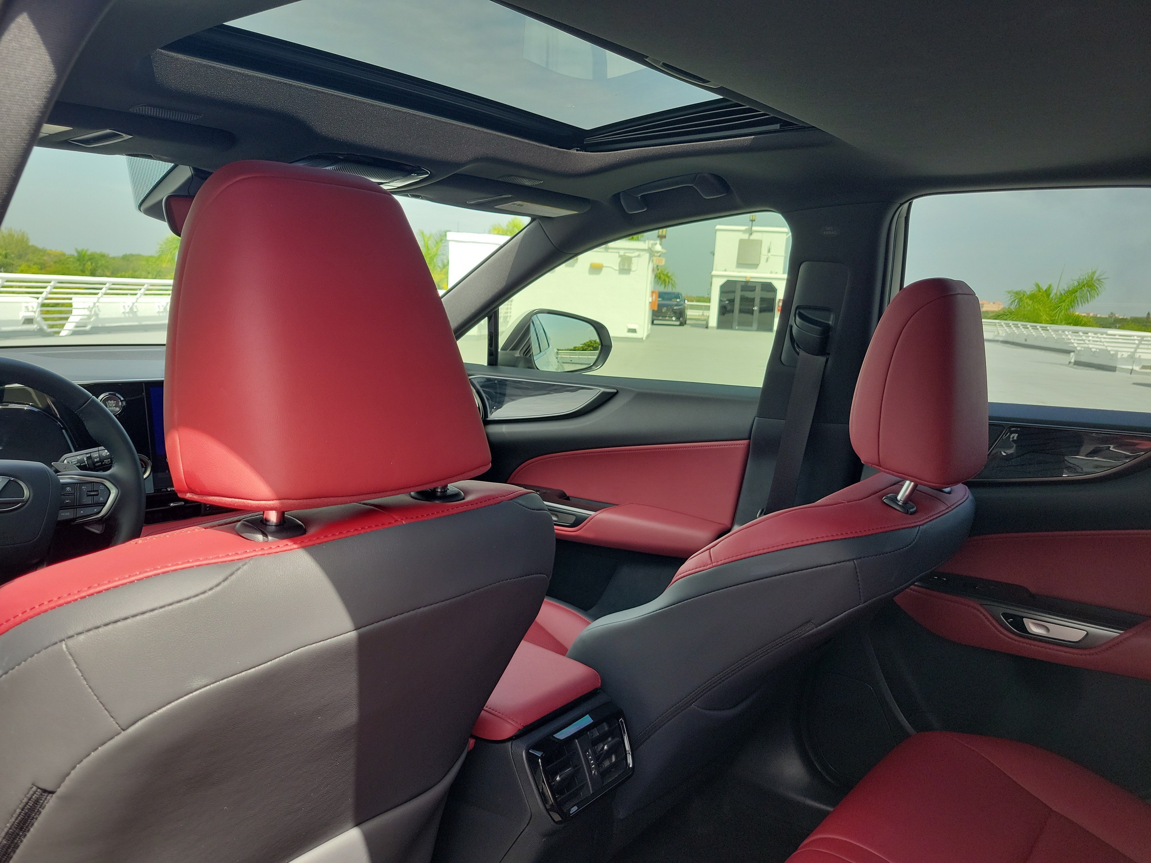 Certified 2025 Lexus NX 250 FWD w/ Towing Package (2000 Lbs) image 15