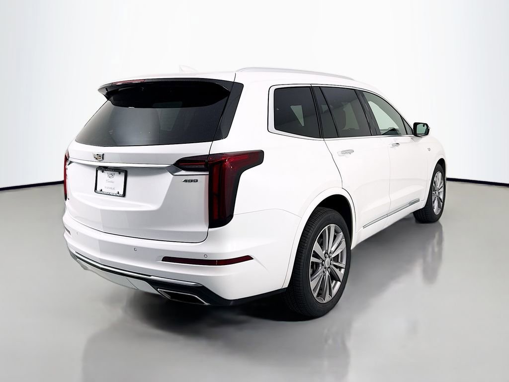 Used 2023 Cadillac XT6 Premium Luxury image 7