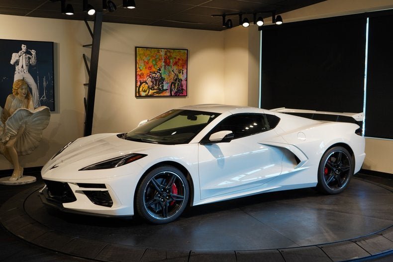 Used 2023 Chevrolet Corvette Stingray Premium Cpe w/ Z51 Performance Package RWD image 2