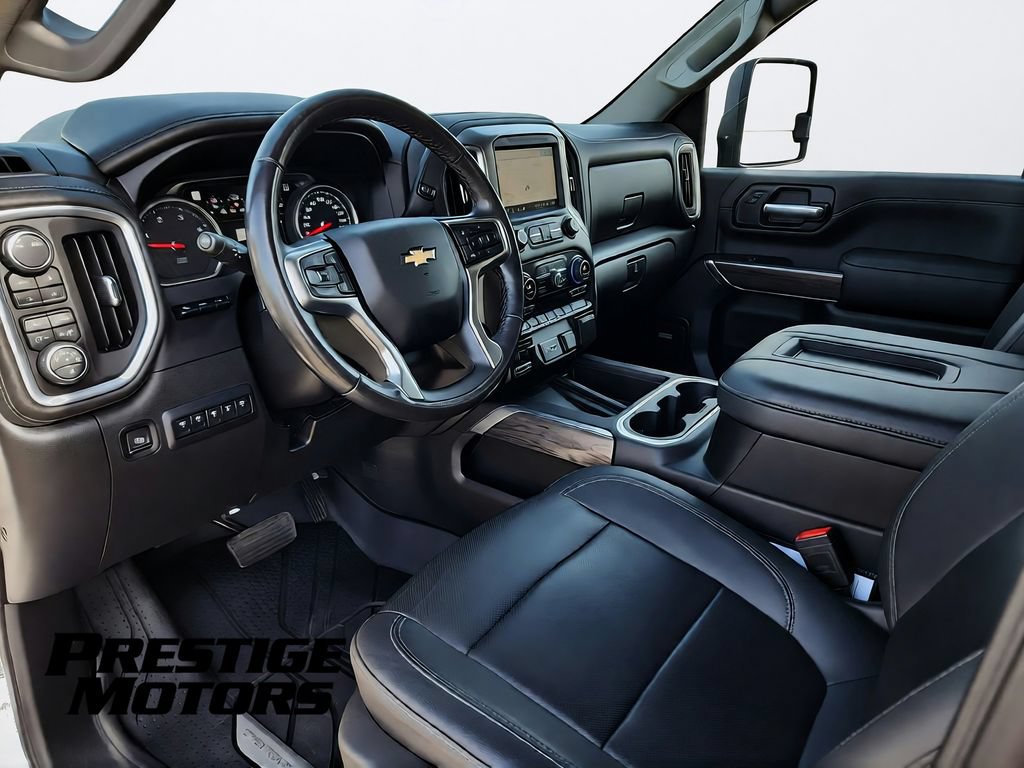 Used 2021 Chevrolet Silverado 3500 LTZ w/ LTZ Premium Package AWD/4WD image 25