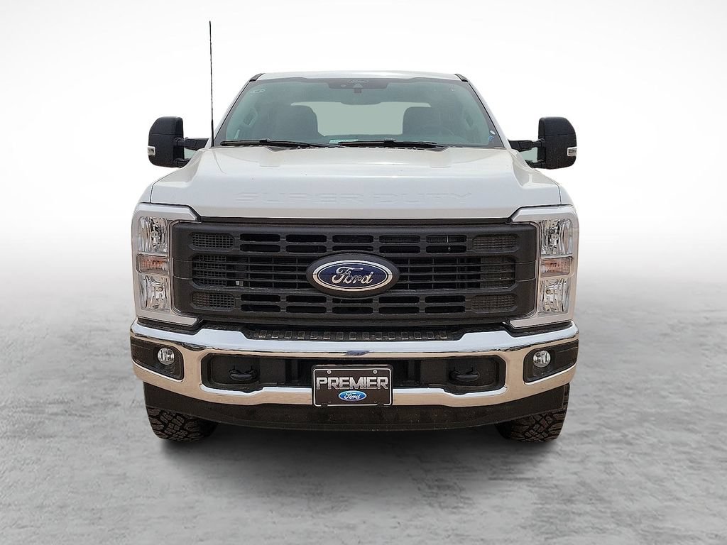 New 2026 Ford F250 XL w/ XL Off-Road Package AWD/4WD image 3