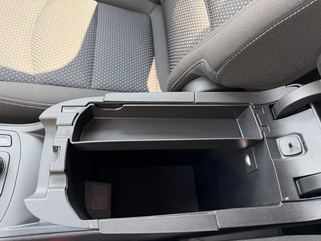 Certified 2024 GMC Terrain SLE w/ Driver Convenience Package FWD image 31