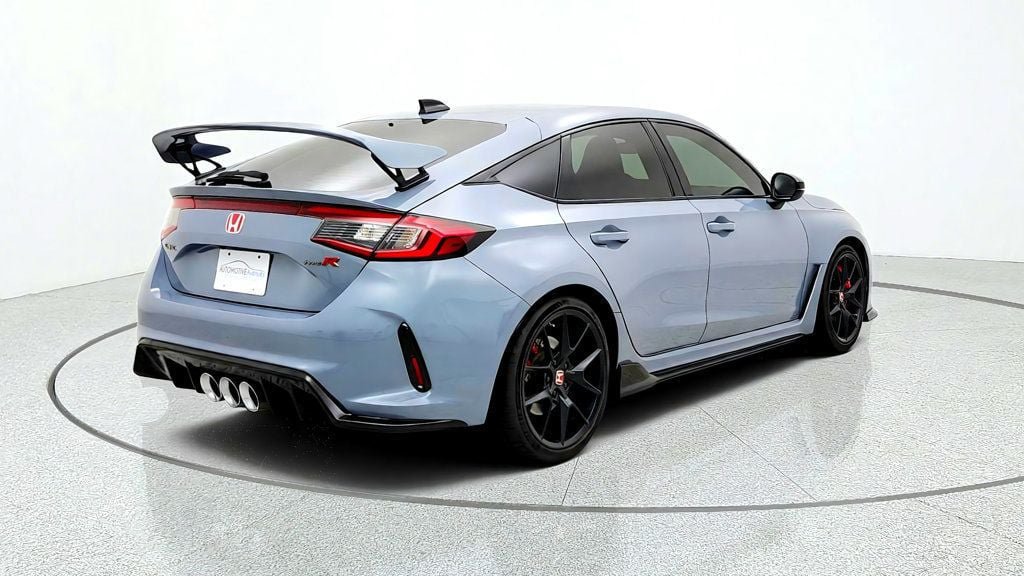 Used 2023 Honda Civic Type R image 5