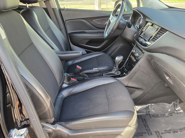 Used 2022 Buick Encore Preferred image 20